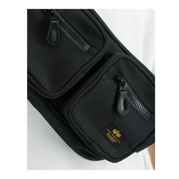 Label Waist Bag - black