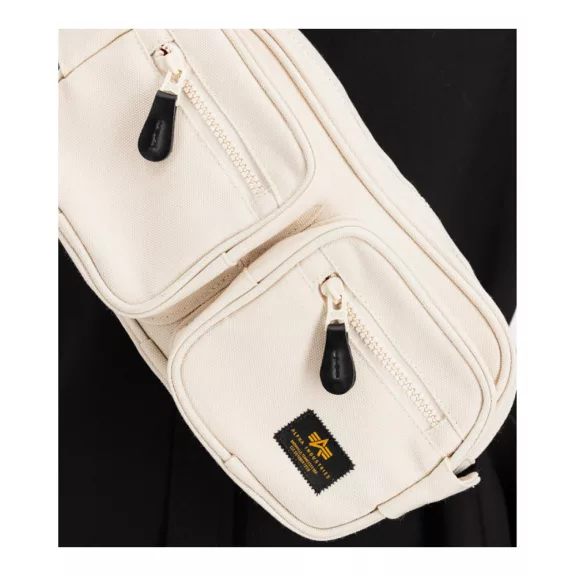 Label Waist Bag - vintage white