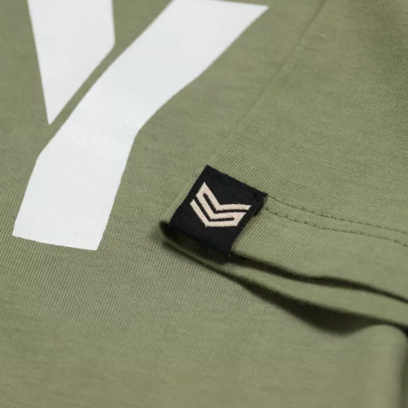 Army T - olive/white